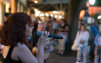 Französisches Flair unter den Burgen