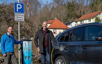Neue Ladesäule für E-Fahrzeuge in Weinheim
