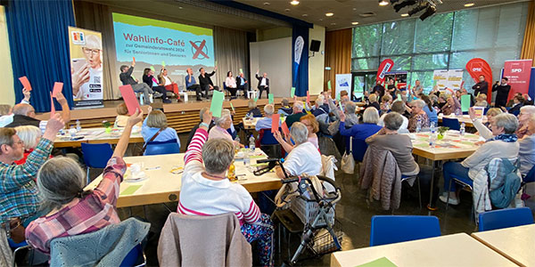 Wahlinfo-Café zur Gemeinderatswahl für Senior*innen rege besucht