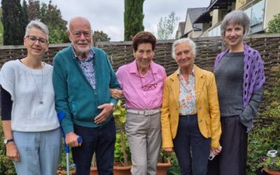 Hand in Hand durchs Leben