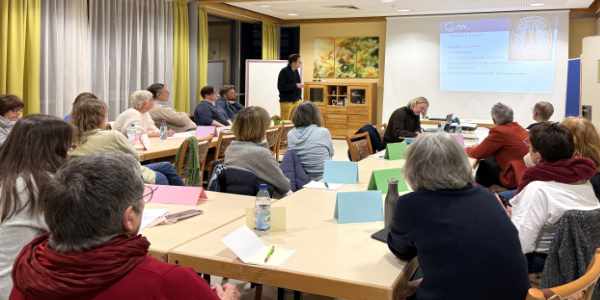 Den Alltag mit Demenz gemeinsam meistern